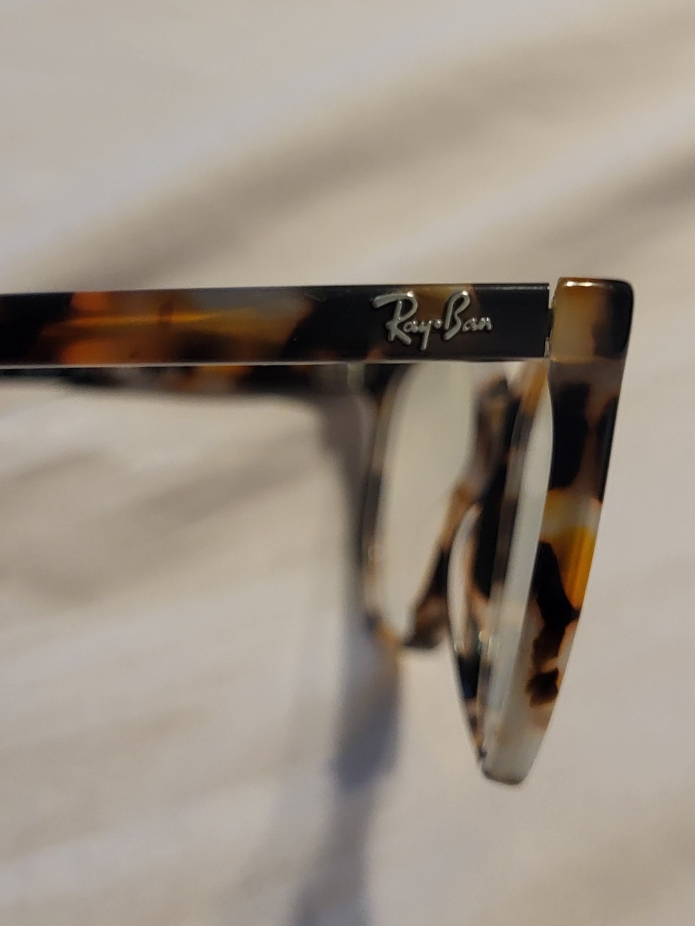 Ray-Ban Women's Tortoiseshell Glasses in Brown and Amber